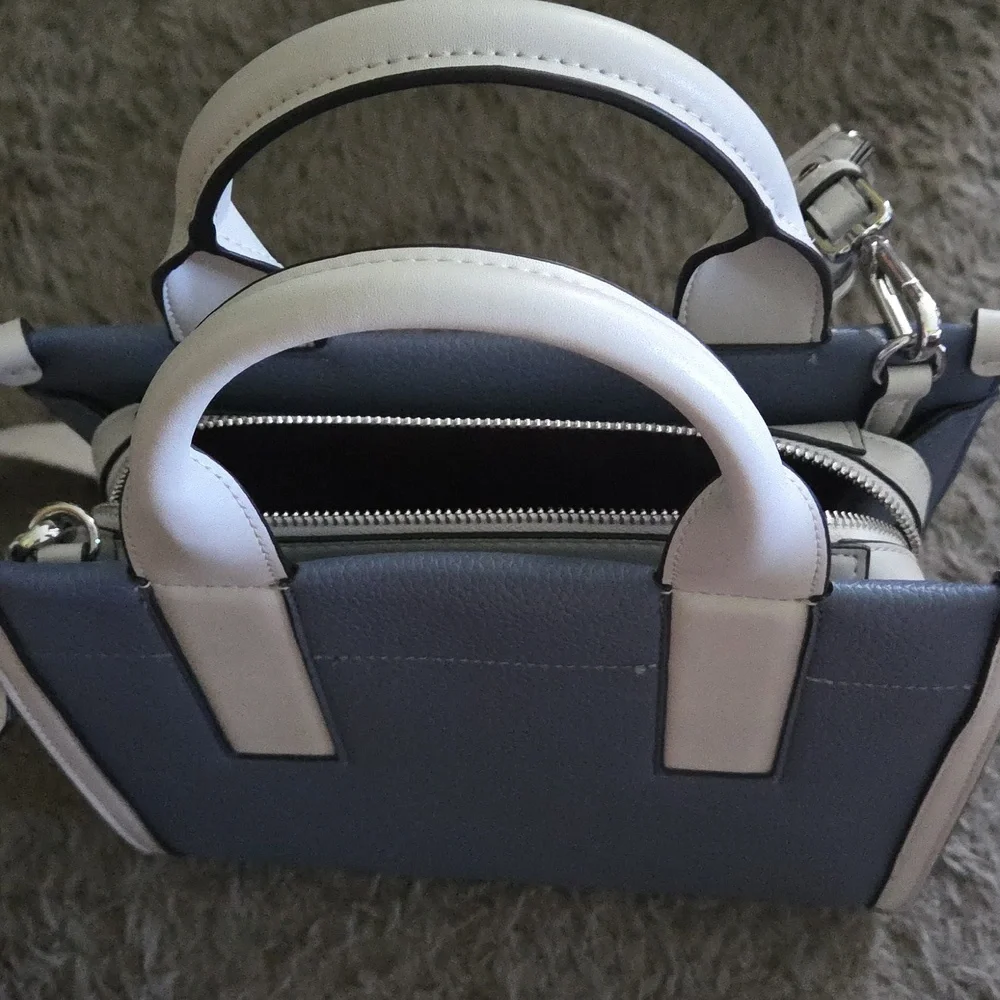 EUC Calvin Klein Crossbody Satchel - Picture 6 of 6